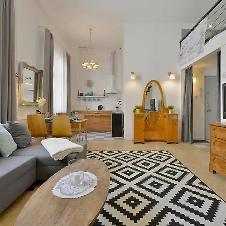 Argentis Odrzanska Retro Loft Apartment